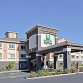 Holiday Inn Express & Suites Ashland by IHG