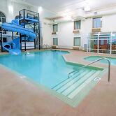 Super 8 by Wyndham Three Hills AB