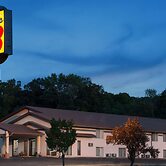 Super 8 by Wyndham Algona