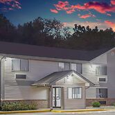 Super 8 by Wyndham Independence IA