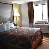 Super 8 by Wyndham La Vale/Cumberland Area