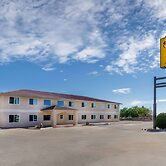 Super 8 by Wyndham Clayton