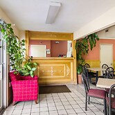 Americas Best Value Inn Darien