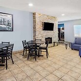 Super 8 by Wyndham Kokomo