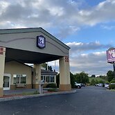 Knights Inn & Suites Dublin