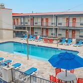 Sea And Breeze Hotel And Condo