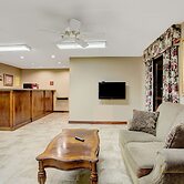 Super 8 by Wyndham Booneville