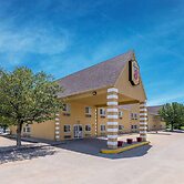 Super 8 by Wyndham De Soto