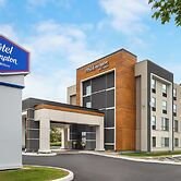 Hampton Inn & Suites by Hilton Montreal-Dorval
