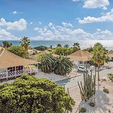 Papagayo Beach Resort