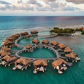 Sandals Royal Caribbean - ALL INCLUSIVE Couples Only