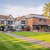 Donnington Manor Hotel