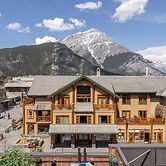 Brewster Mountain Lodge