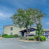 Scottish Inns Osage Beach