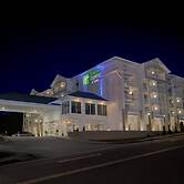 Holiday Inn Express and Suites Pigeon Forge Sevierville by IHG