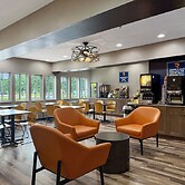 Reston Inn & Suites