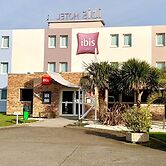 ibis Auray