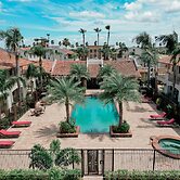 The Bungalows on Shary, Mission-McAllen