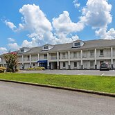 Baymont by Wyndham Forest City