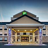 Holiday Inn Express & Suites - Interstate 380 at 33rd Avenue by IHG