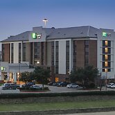 Holiday Inn Express & Suites Irving Conv Ctr - Las Colinas by IHG