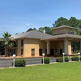 Days Inn by Wyndham Lake City I-10