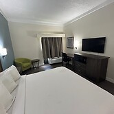 Spark by Hilton Fort Myers