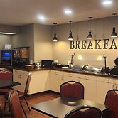 Ten Pin Inn & Suites