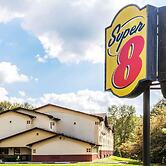 Super 8 by Wyndham East Stroudsburg/Poconos