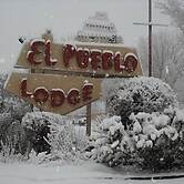 El Pueblo Lodge