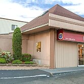 Knights Inn South Hackensack