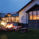 North Lakes Hotel And Spa