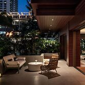 The Ambassador of Waikiki, Tapestry Collection by Hilton