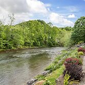 Best Western Plus River Escape Inn & Suites