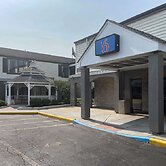 Motel 6 Newark, DE
