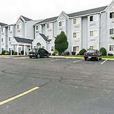 Motel 6 Sycamore, IL