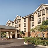 Hampton Inn & Suites Tarpon Springs