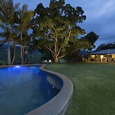 Hillcrest Mountain View Retreat