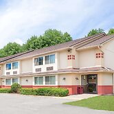 Super 8 by Wyndham Oneonta/Cooperstown