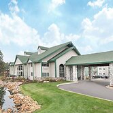 Baymont by Wyndham Baxter/Brainerd Area