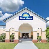 Days Inn by Wyndham Lincoln