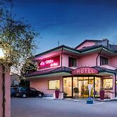 La Villa, Sure Hotel Collection by Best Western