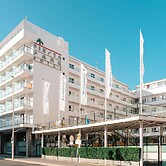 Port Fiesta Park Hotel