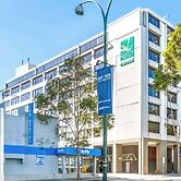 Quality Hotel Ambassador Perth