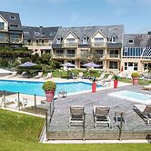 Mercure Omaha Beach Hotel