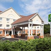Holiday Inn Express Hotel & Suites Boston-Marlboro by IHG