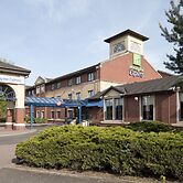 Holiday Inn Express Strathclyde Park M74 JCT 5 by IHG