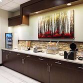 Super 8 by Wyndham Conrad