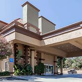 Travelodge by Wyndham Sylmar CA