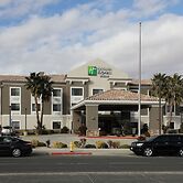 Holiday Inn Express Hotel & Suites Hesperia by IHG